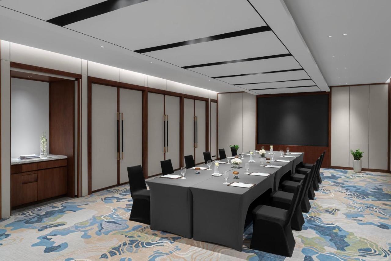 Crowne Plaza Vinh Yen City Centre By Ihg Exterior photo