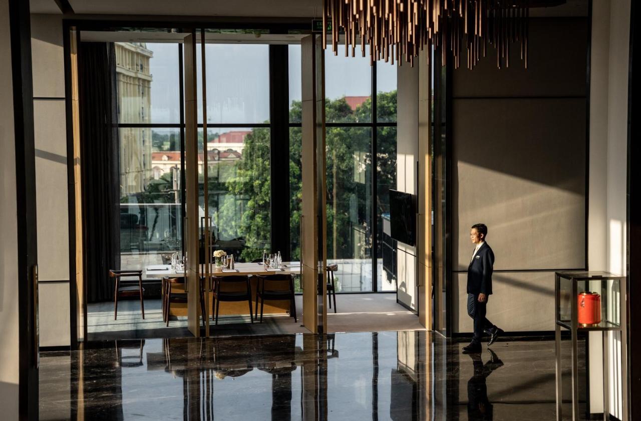 Crowne Plaza Vinh Yen City Centre By Ihg Exterior photo