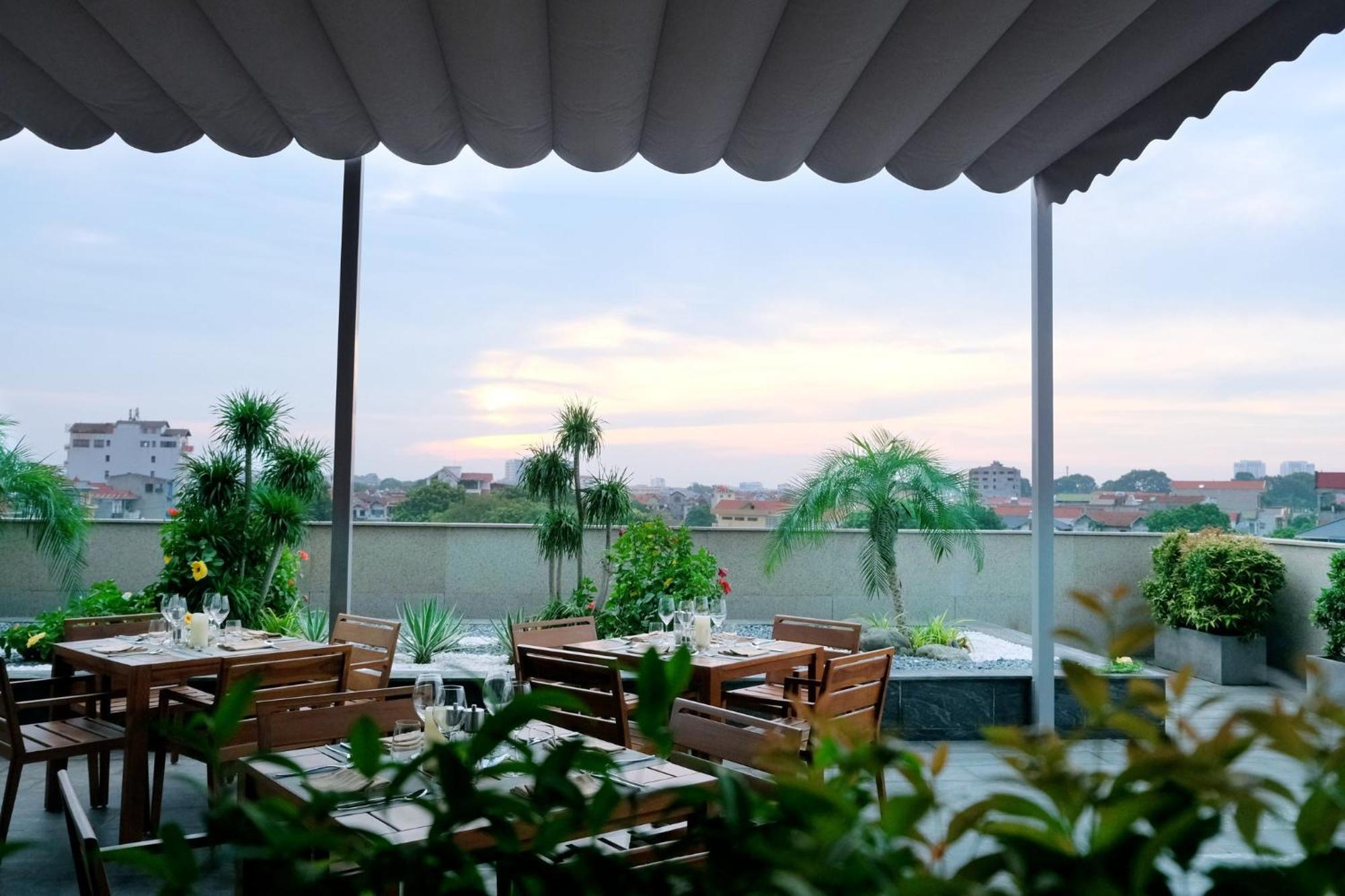 Crowne Plaza Vinh Yen City Centre By Ihg Exterior photo